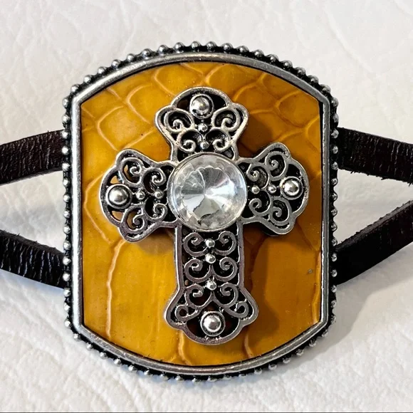 Vintage Leather Bracelet Silver Rhinestone Cross Yellow Crocodile - Picture 7 of 7